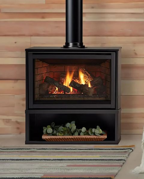 Majestic Trilliant Medium 30 Direct Vent Freestanding Gas Fireplace With Intellifire Touch Ignition System - SKU: TRILLIANT30IN / TRILLIANT30IL